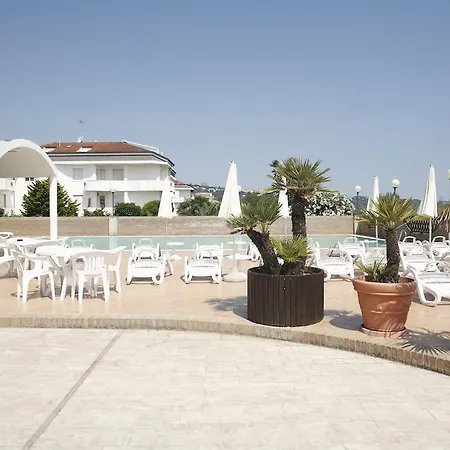 Hotel Sabrina 3*